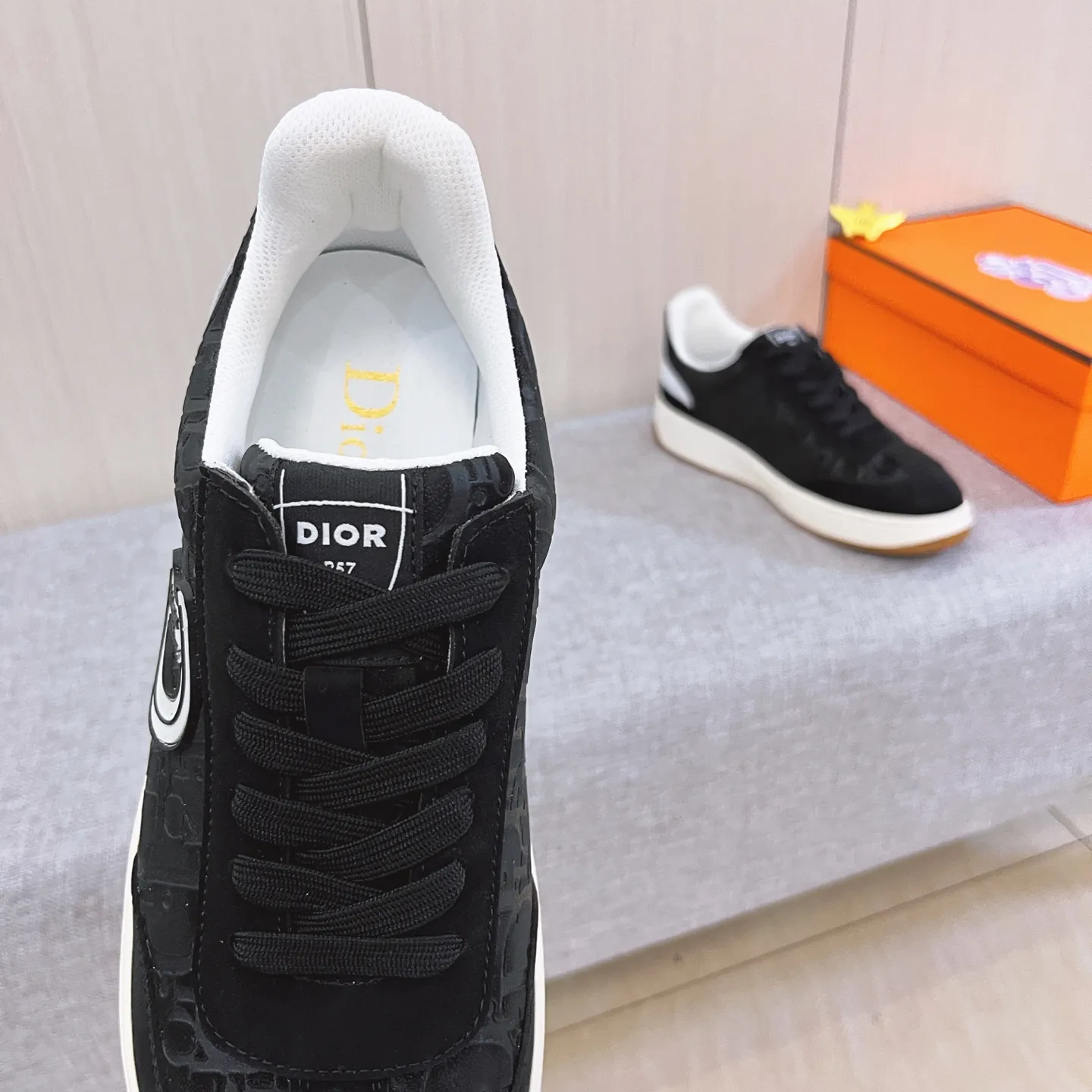 🚘🚘Factory batch 400💰[Dior]🔥Men's high-end brand of shoes official website 1:1 latest masterpiece: the upper is made of first-layer cowhide imported from Italy with a comfortable and breathable lining➕original non-slip and wear-resistant outsole🔥, making walking more convenient and comfortable! An exclusive new model, a stunning work, a beautiful 1:1 replica [color] compared to the official quality! Create a fashionable personality to set off your uniqueness! A must-have for trendy men! Classic🔥Size: 38-44 Color: 🔥Multiple colors available🔥.
